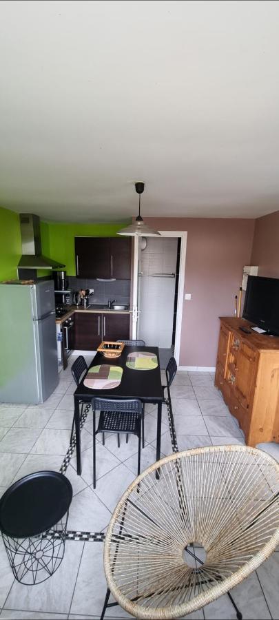 Gites De L'Archange Courtils Bagian luar foto